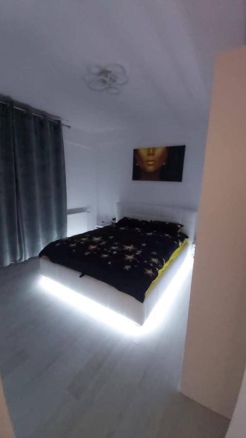 Astoria Apartament'S Năvodari Exterior foto